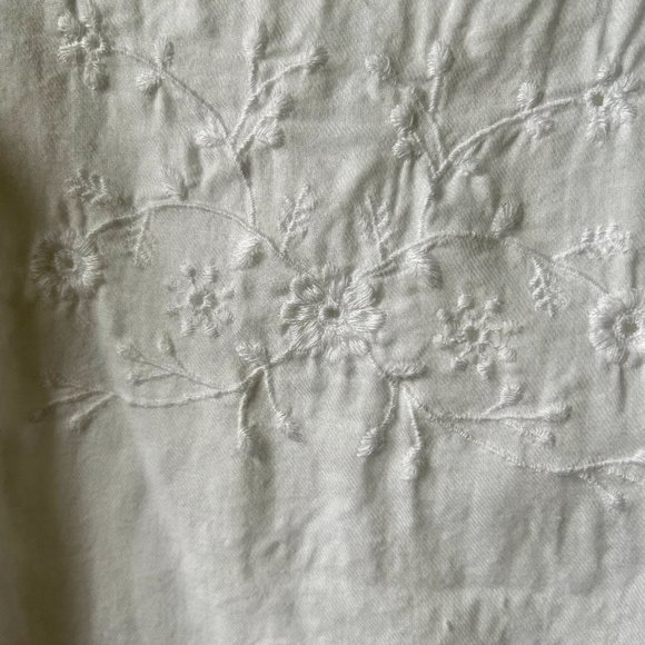 Zara White Blouse with Embroidery | 3-4Y - Picture 3 of 6